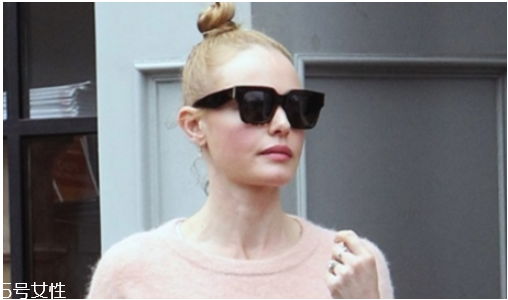 激光點(diǎn)痣凹坑多久恢復(fù)？點(diǎn)痣的j四種方法