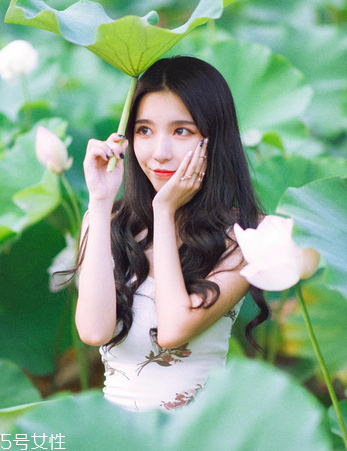 補(bǔ)佳樂能豐胸嗎？豐胸方法分享