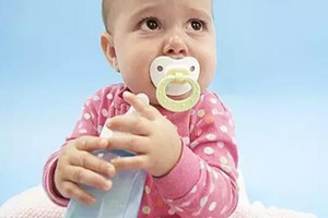 給寶寶斷奶要怎樣做才好？斷奶五大注意事項