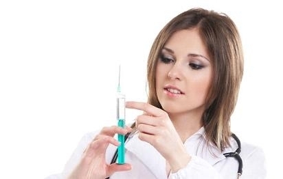 玻尿酸隆鼻多久能洗臉？玻尿酸隆鼻會越來越寬