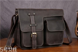 瘋馬皮劃痕怎么處理？文藝青年都愛(ài)用它