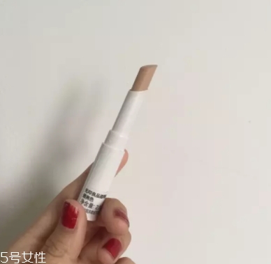 遮瑕棒什么時候用？用來修飾底妝妝容