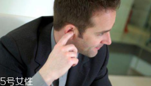 耳屎過(guò)多的真相是什么？有可能是咽喉發(fā)炎了