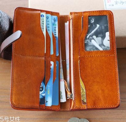 植鞣皮用什么油？經(jīng)得起時(shí)間考驗(yàn)的皮革