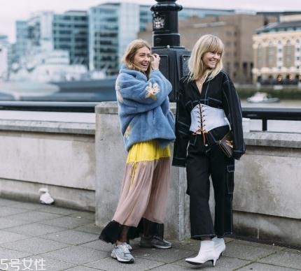 冬天穿什么裙子好看？做一個(gè)精致的豬豬女孩