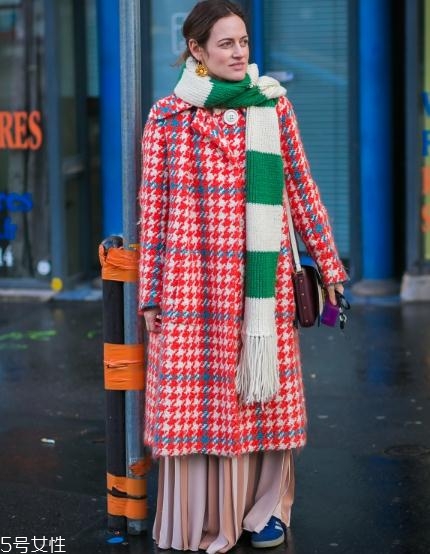 冬天穿什么裙子好看？做一個(gè)精致的豬豬女孩