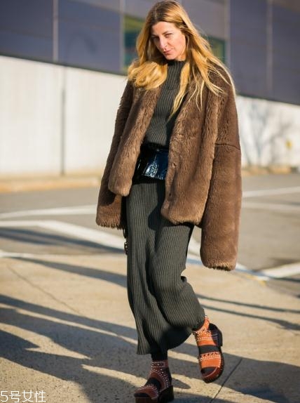 冬天穿什么裙子好看？做一個(gè)精致的豬豬女孩