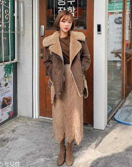 冬天穿什么裙子好看？做一個(gè)精致的豬豬女孩