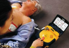 人心臟驟停后還能活嗎？救治及時(shí)生還希望大