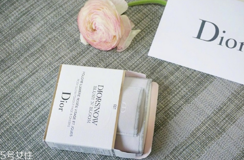 迪奧春季限定櫻花腮紅好用嗎？顏值即正義