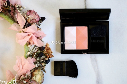 紀(jì)梵希柔霧雙色腮紅好用嗎？紀(jì)梵希絕對的一線大牌