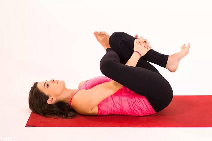 每天靠墻抬腳有什么好處？6大好處讓你想象不到