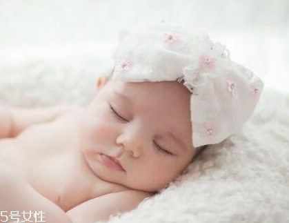 寶寶睡覺磨牙會造成哪些影響？5個影響需注意