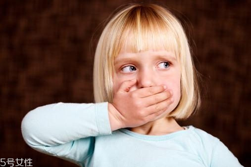 怎樣應(yīng)對寶寶口臭問題？體內(nèi)外調(diào)節(jié)是關(guān)鍵