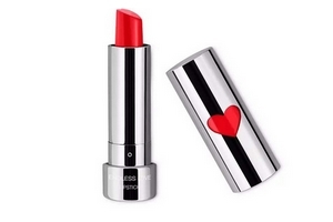 kiko愛(ài)心口紅好用嗎？kiko官網(wǎng)刻字教程