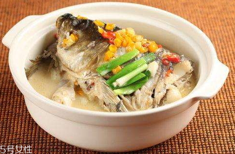 魚頭煮多久能熟 美味魚頭湯燉法 魚頭煮多久能熟 美味魚頭湯燉法