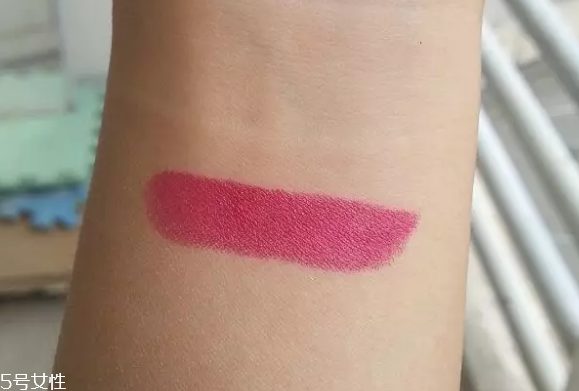 kiko哪個(gè)顏色適合黃皮？kiko口紅9系最便宜