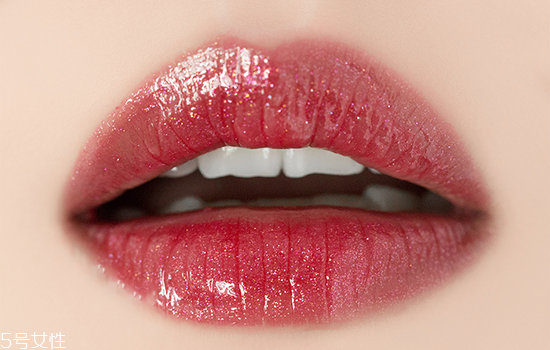 kiko 3d唇釉哪個色好看？試色大全