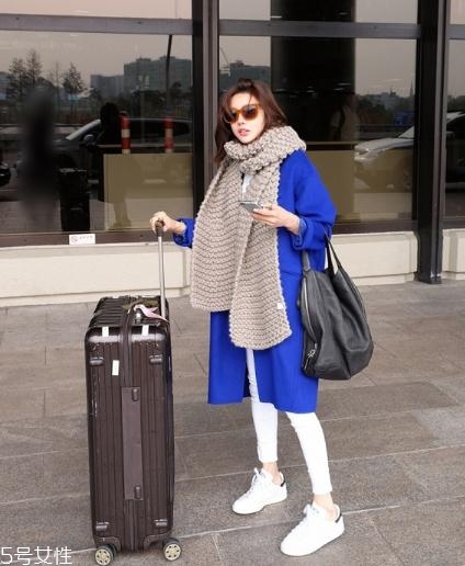 藍(lán)色大衣搭配什么鞋子？優(yōu)雅氣質(zhì)盡顯