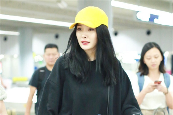 女生冬天戴什么帽子好看 不洗頭還能搶鏡 女生冬天戴什么帽子好看 不洗頭還能搶鏡