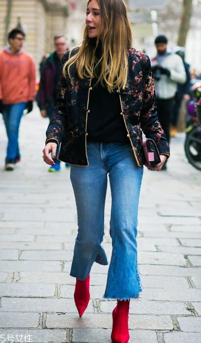 大紅色鞋子怎么搭配？冬季也要時尚大氣