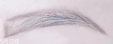 眉型為什么很奇怪？眉頭沒畫好