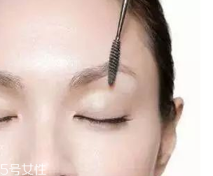 眉型為什么很奇怪？眉頭沒畫好
