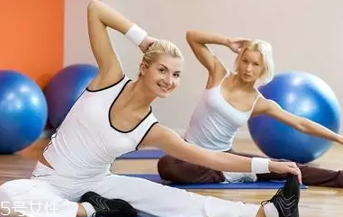 關節(jié)有響聲是病嗎？兩種情況區(qū)別對待