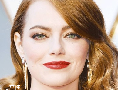 nars黑管口紅試色大全 nars口紅真假辨別方法 nars黑管口紅試色大全 nars口紅真假辨別方法