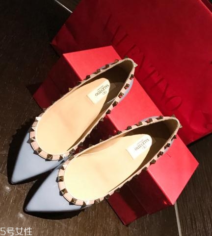 華倫天奴鞋子怎么樣？迷倒萬千女性的搭配神器