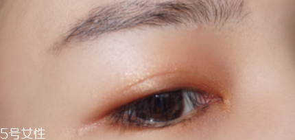 2018橘色通勤妝怎么畫？精神煥發(fā)的職場(chǎng)妝化法