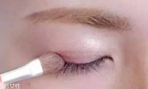 兔子腮紅怎么畫才可愛？中年少女必備腮紅畫技