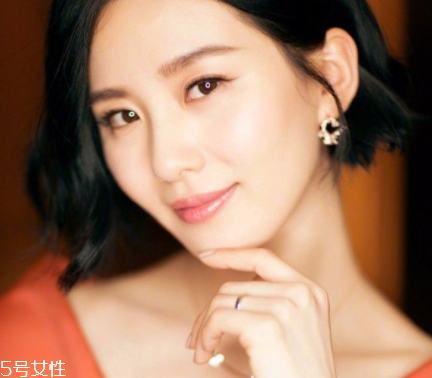 2018奶茶妝怎么畫？偽素顏撩漢妝容畫法