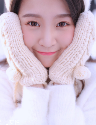 鹿胎膏和烏雞白鳳丸哪個(gè)好？女性補(bǔ)品誰(shuí)最好