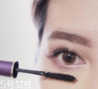 2018開(kāi)運(yùn)妝容怎么化？精致幸福桃花妝get