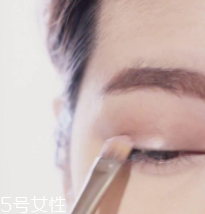 2018開(kāi)運(yùn)妝容怎么化？精致幸福桃花妝get