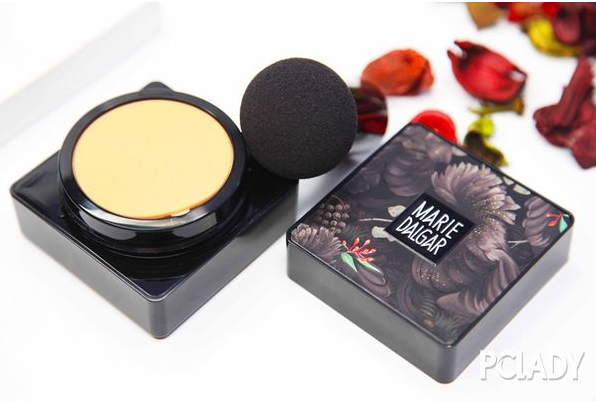 瑪麗黛佳小蘑菇粉底霜好用嗎？可愛又好用