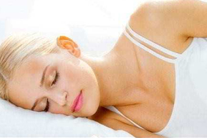 睡姿可以防治哪些疾??？好的睡姿是養(yǎng)生秘訣