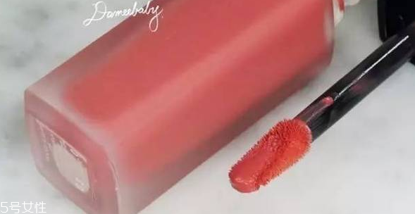 香奈兒豆沙色唇釉是幾號？廣受好評的香奈兒唇釉