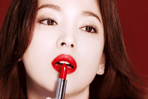 2018開運(yùn)妝容怎么化？精致幸福桃花妝get