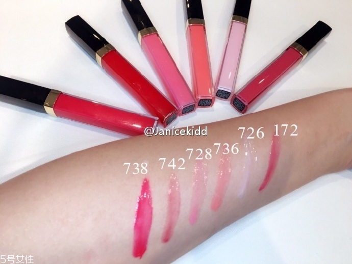 香奈兒可可小姐唇露748什么色？香奈兒水晶糖光透唇釉全試色