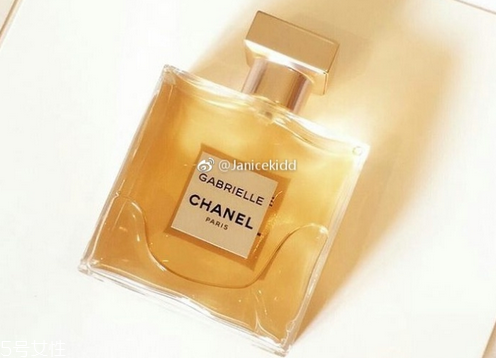 香奈兒嘉柏麗香水多少錢一瓶？女人最愛的香奈兒香水推薦