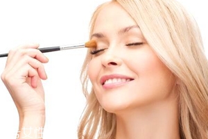 痘痘肌該怎么化妝？這樣化才利于肌膚恢復(fù)