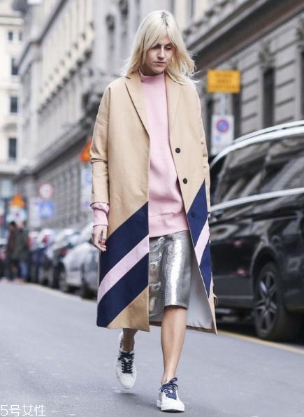 亮片裙子怎么搭配？年底聚會就要blingbling