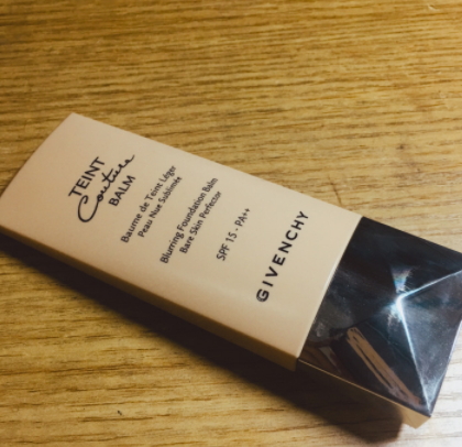 紀(jì)梵希和ysl圣羅蘭哪個(gè)檔次高？哪個(gè)好