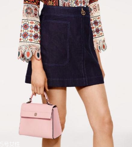 tory burch包包貴嗎？輕奢界的時尚女王