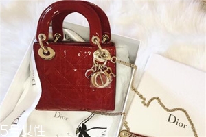 迪奧戴妃包多少錢？名媛氣質(zhì)與生俱來