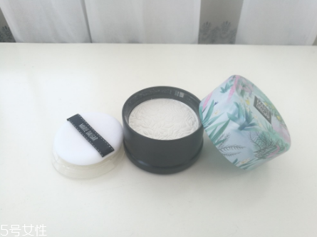 瑪麗黛佳蜜粉餅好用嗎？性價比較高的國產化妝品