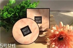 瑪麗黛佳底妝產(chǎn)品哪款好用？化妝包里必帶款