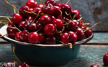 車厘子吃多了會便秘嗎？便秘了也有辦法解決